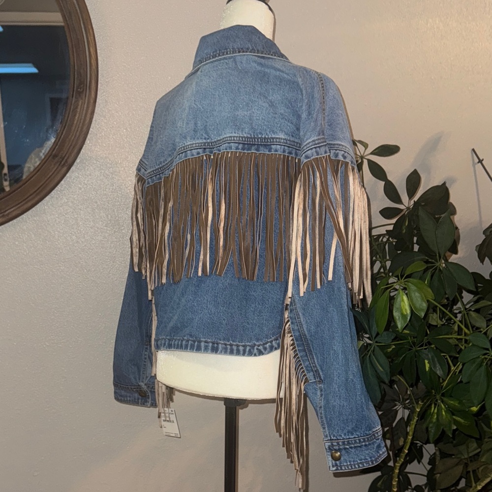 BLANK NYC Western Fringe Denim Jacket - Picture 6 of 8